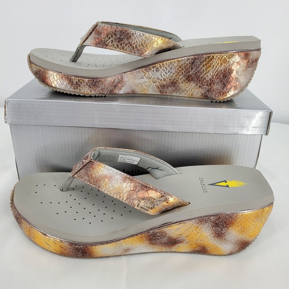 Volatile Womens 11 Frappachino Natural Metallic‎ Snake Wedge Thong Sandals Boho